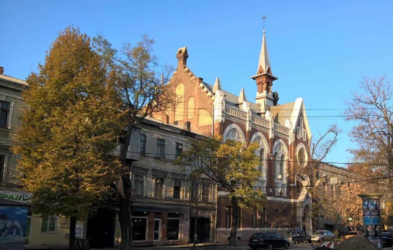 Old City Appartments Odessa Luaran gambar