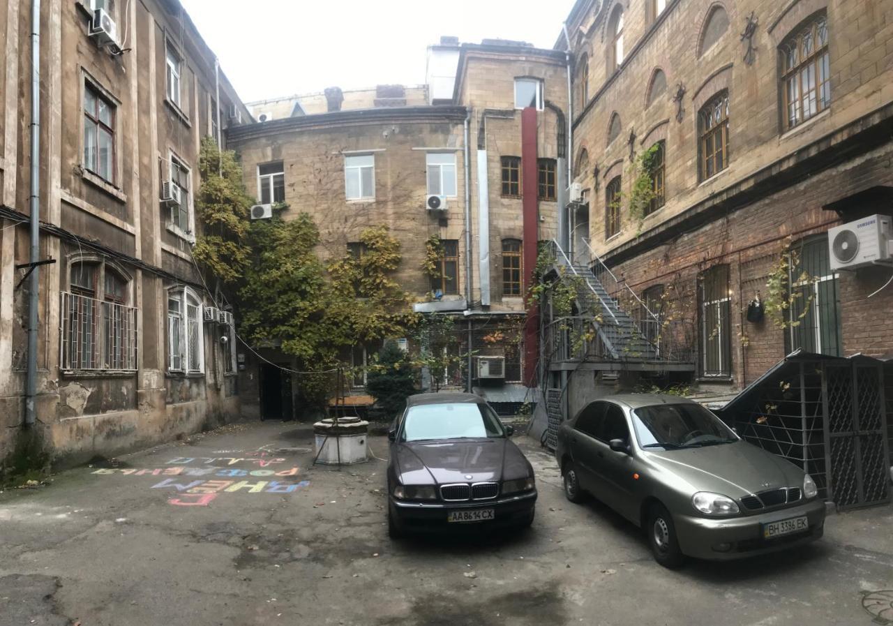 Old City Appartments Odessa Luaran gambar